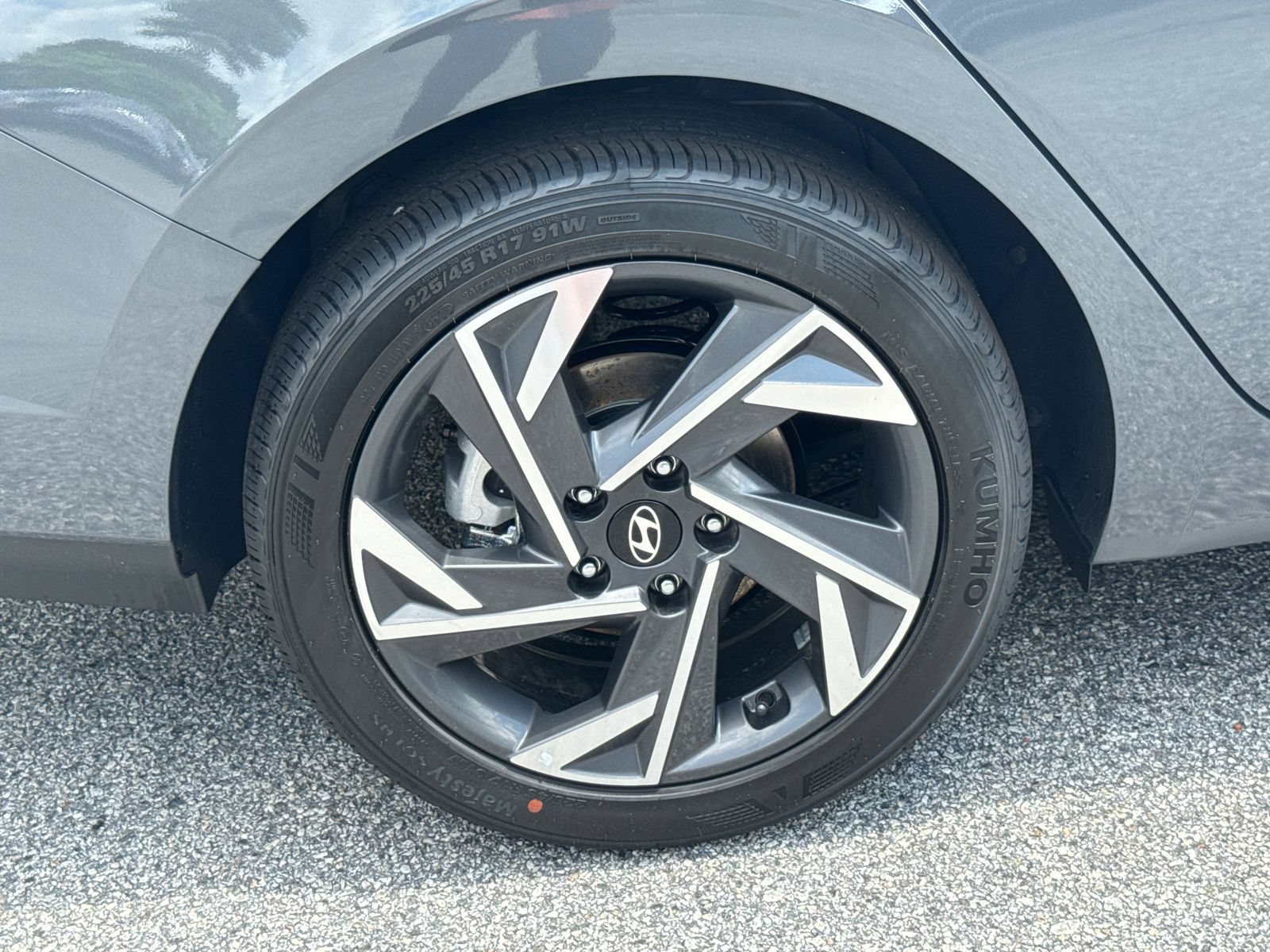 Certified 2025 Hyundai Elantra Sport FWD image 17
