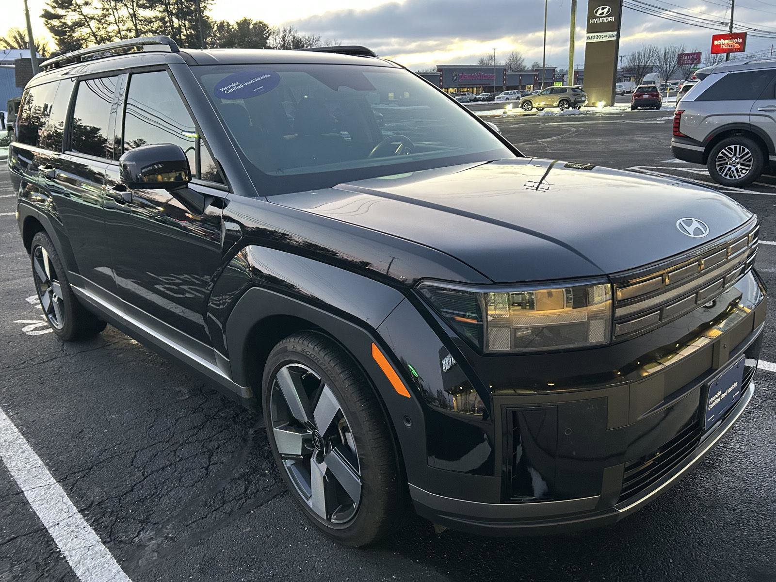Used 2024 Hyundai Santa Fe Limited image 8