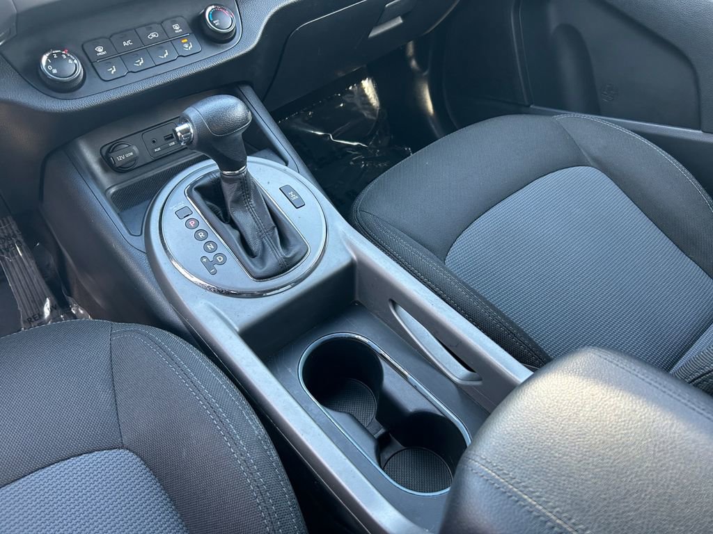 Used 2015 Kia Sportage LX AWD/4WD image 17