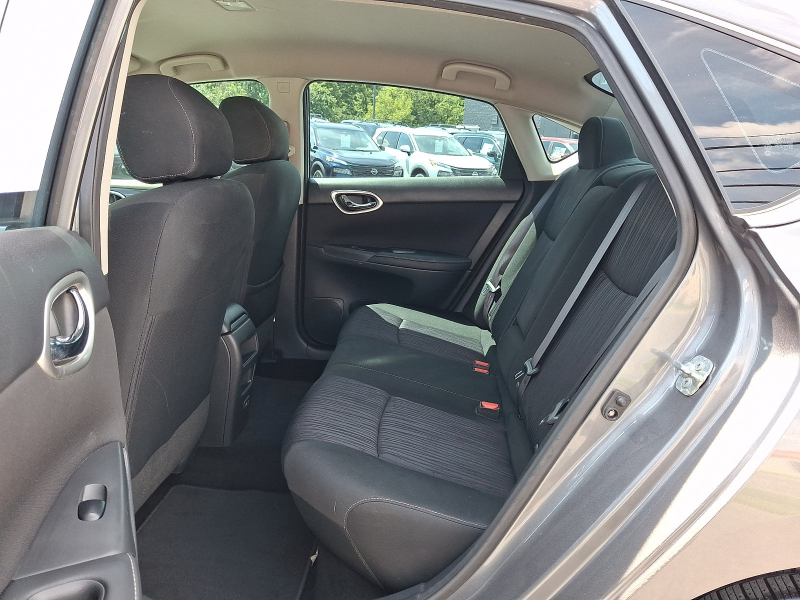 Used 2019 Nissan Sentra SV FWD image 11