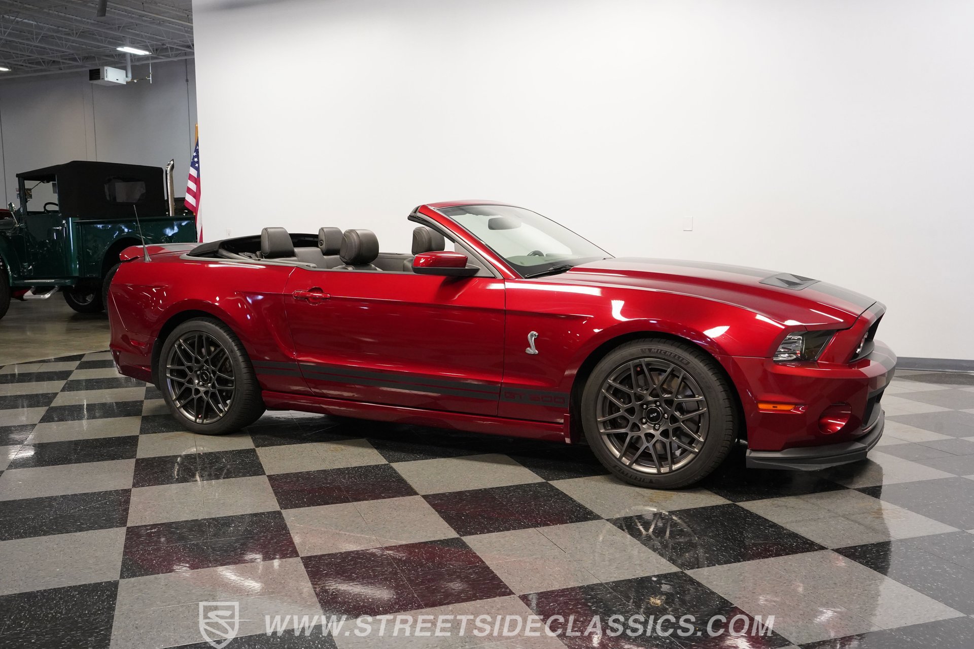 Used 2014 Ford Mustang Shelby GT500 w/ Equipment Group 821A image 15