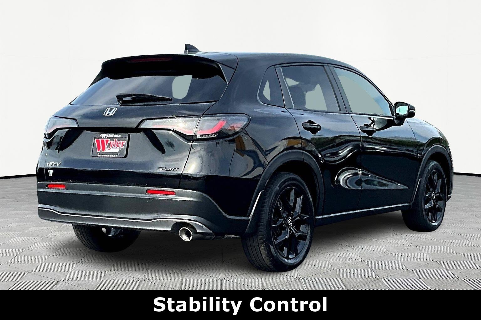 Used 2025 Honda HR-V Sport image 6