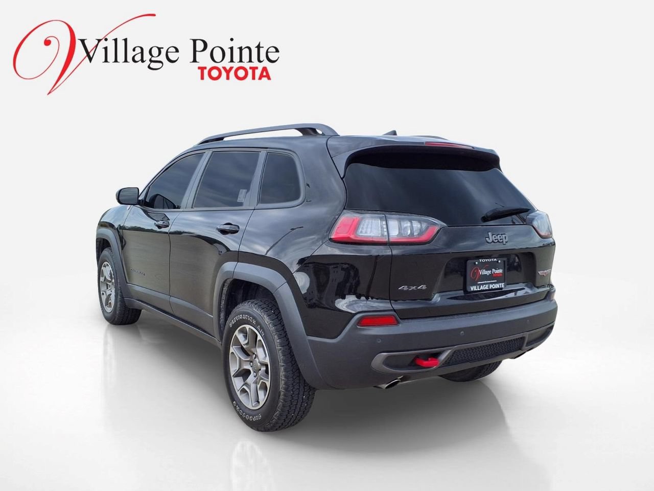 Used 2021 Jeep Cherokee Trailhawk AWD/4WD image 3