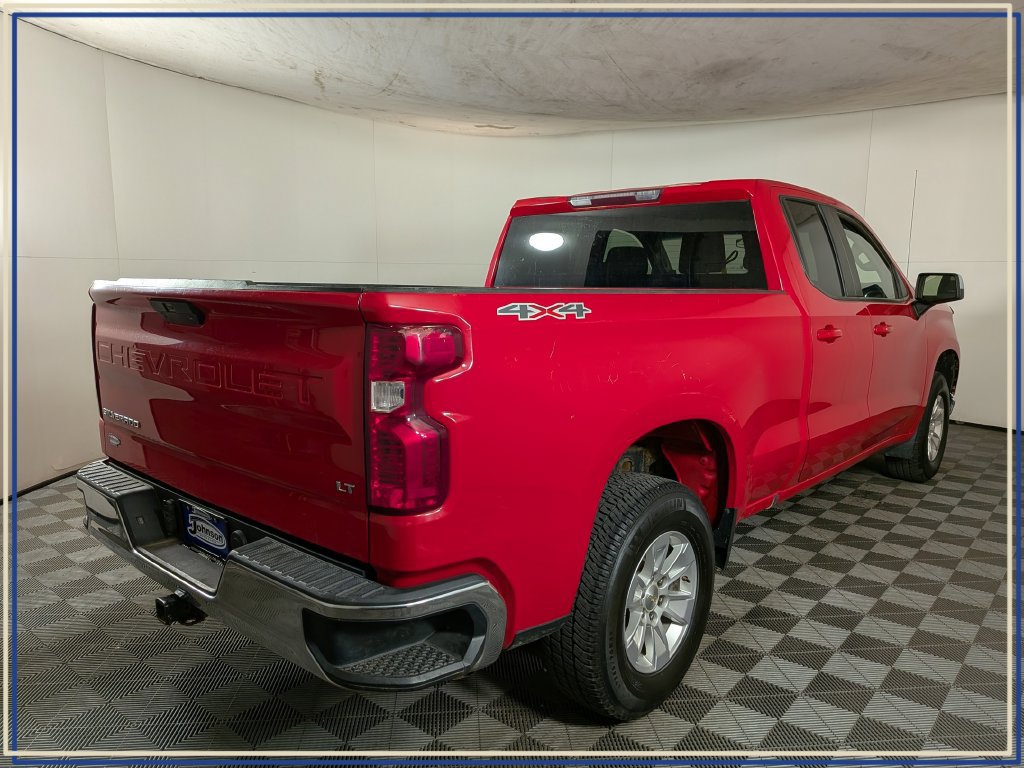 Used 2021 Chevrolet Silverado 1500 LT AWD/4WD image 7