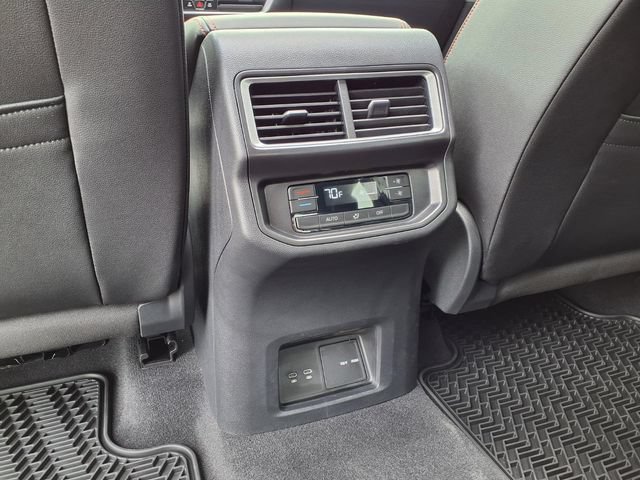 Used 2025 Volkswagen Atlas Peak Edition SE AWD/4WD image 77