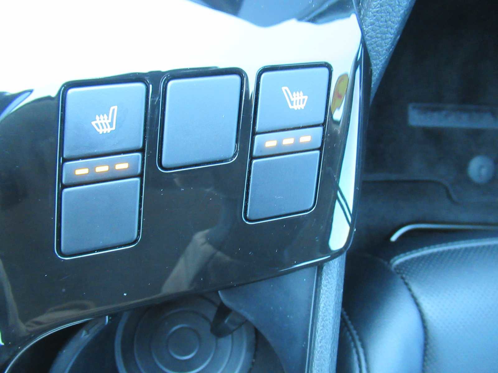 Used 2023 Kia Sportage EX image 35