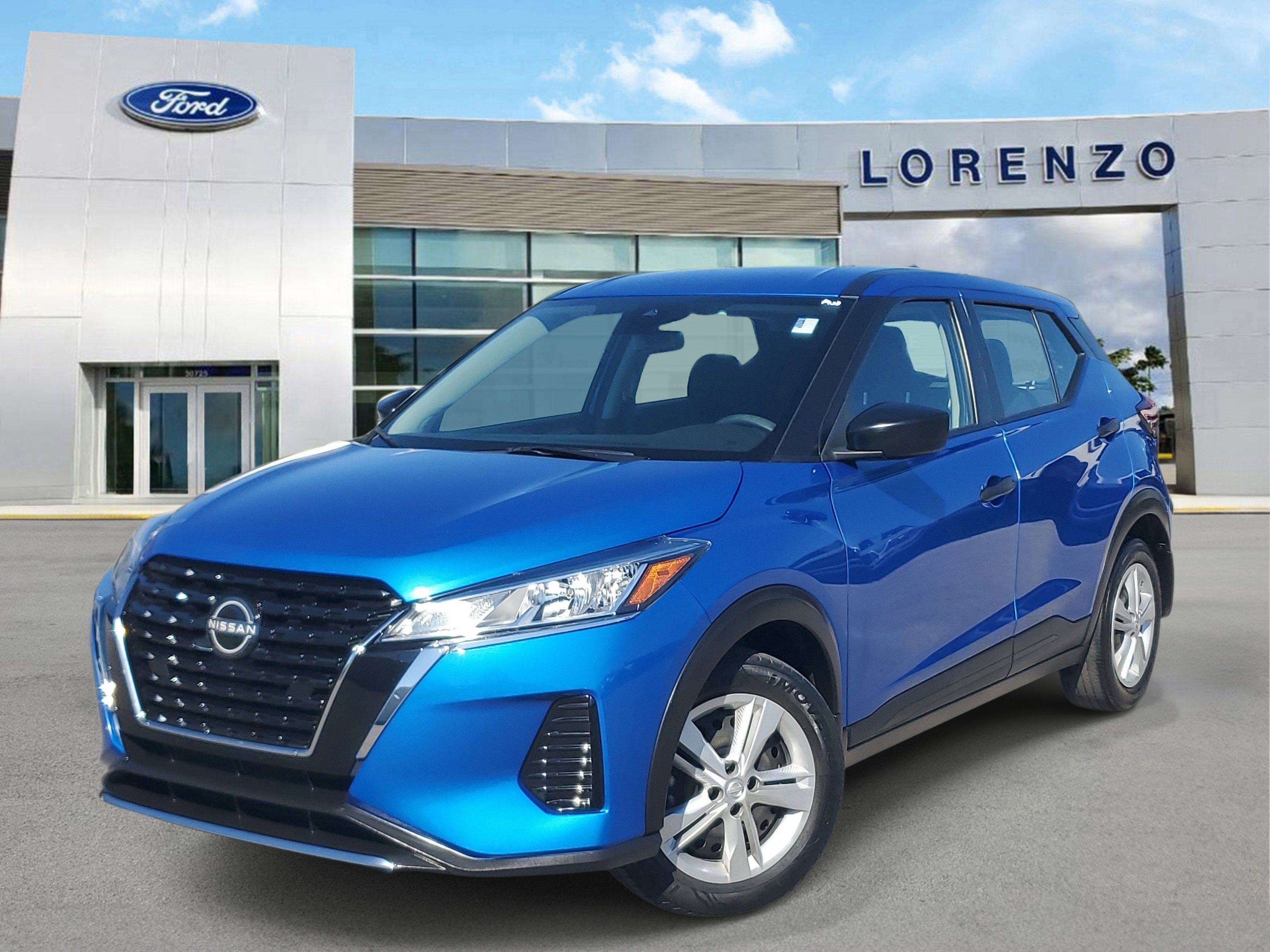 Used 2024 Nissan Kicks S w/ Interior Electronics Package FWD image 1
