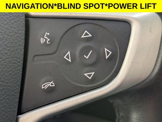 Used 2020 GMC Terrain SLE w/ Driver Convenience Package image 17