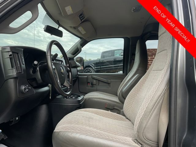 Used 2016 Chevrolet Express 3500 LT w/ LT Preferred Equipment Group image 10