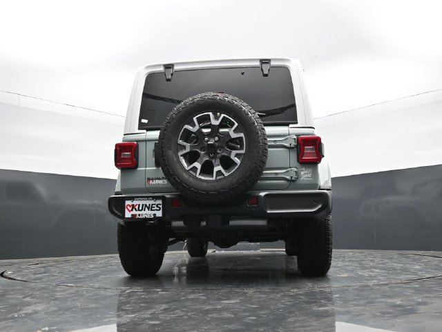 New 2026 Jeep Wrangler Unlimited Sahara w/ Whitecap Package AWD/4WD image 62