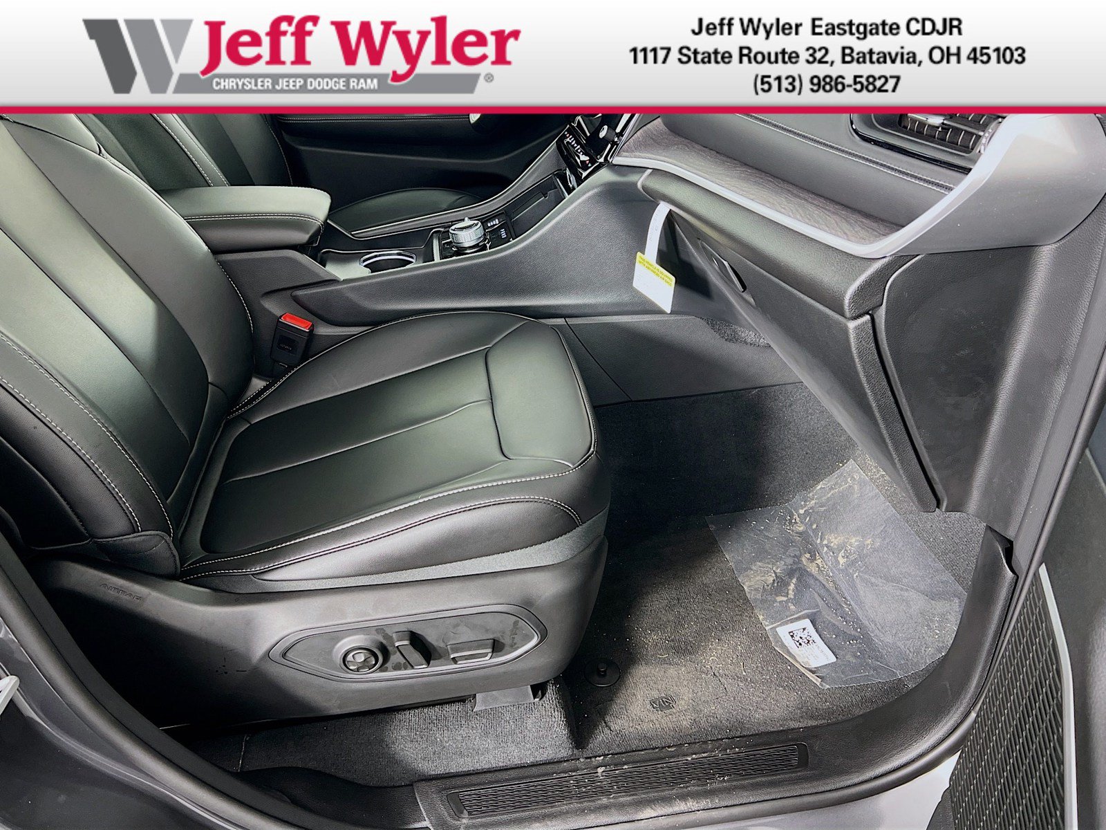 New 2026 Jeep Grand Cherokee Limited AWD/4WD image 23