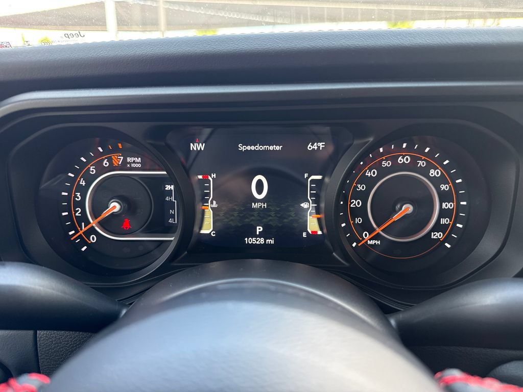 Used 2024 Jeep Gladiator Rubicon w/ Technology Group AWD/4WD image 18