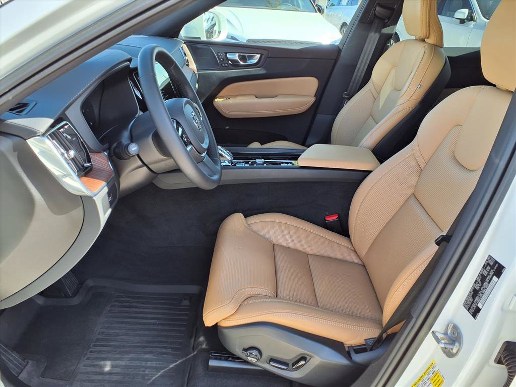 Certified 2023 Volvo XC60 B6 Ultimate image 22