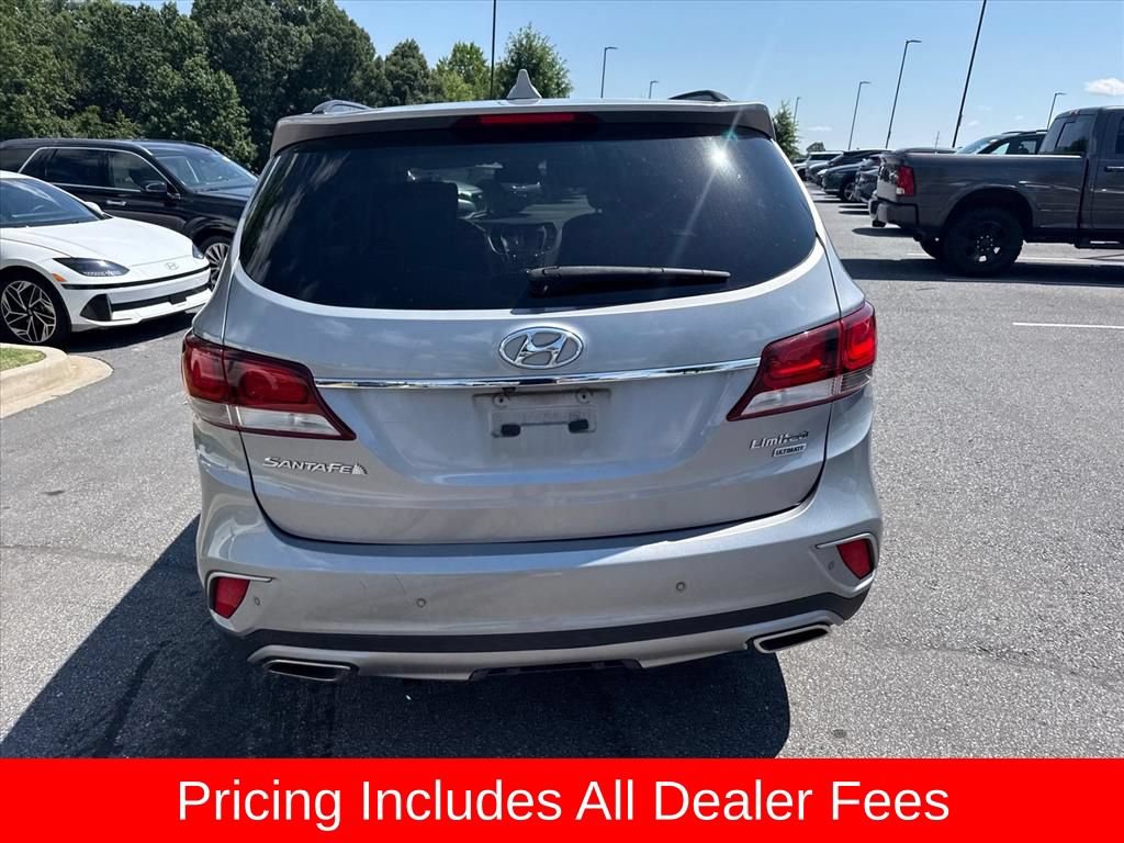 Used 2017 Hyundai Santa Fe Limited FWD image 4