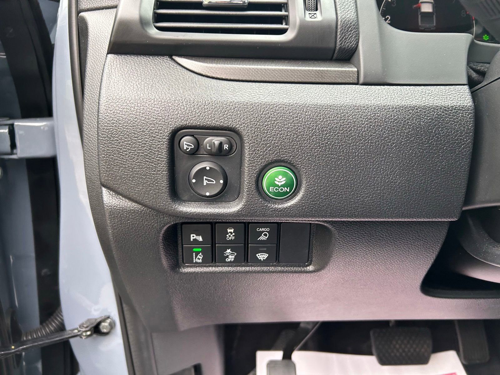 Used 2025 Honda Ridgeline TrailSport image 14