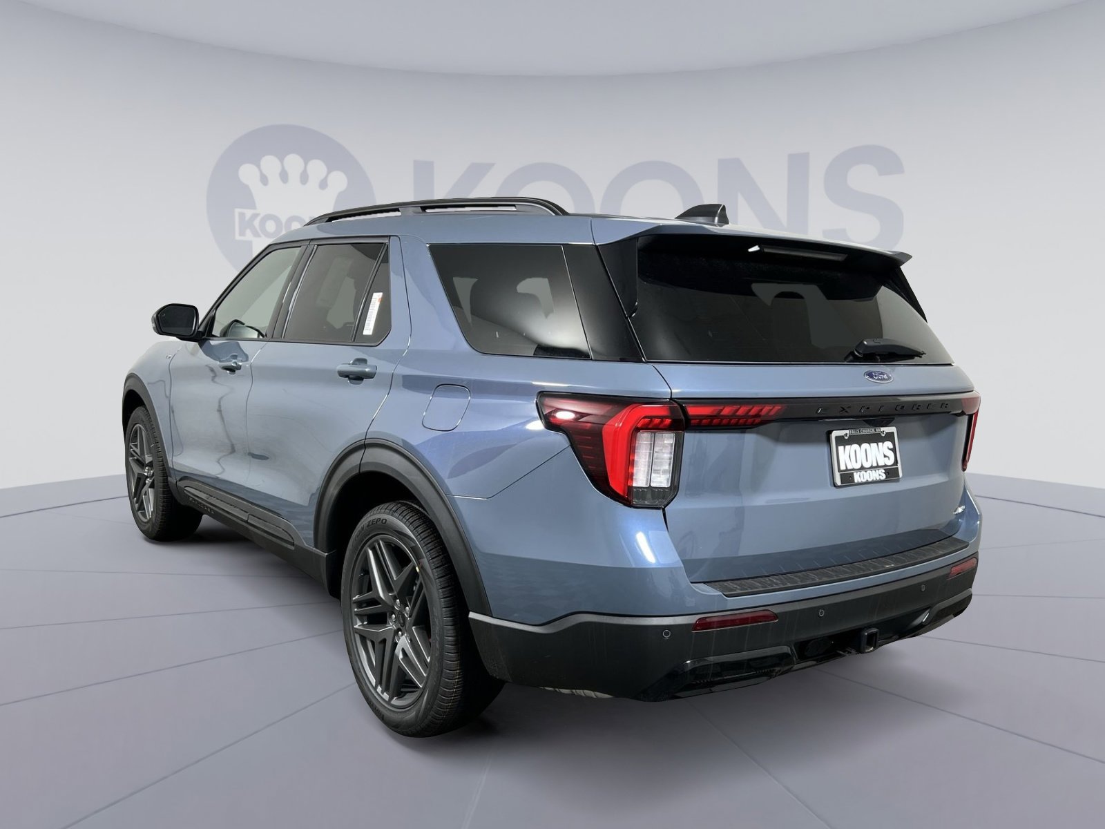 New 2026 Ford Explorer ST-Line w/ ST-Line Street Pack image 4