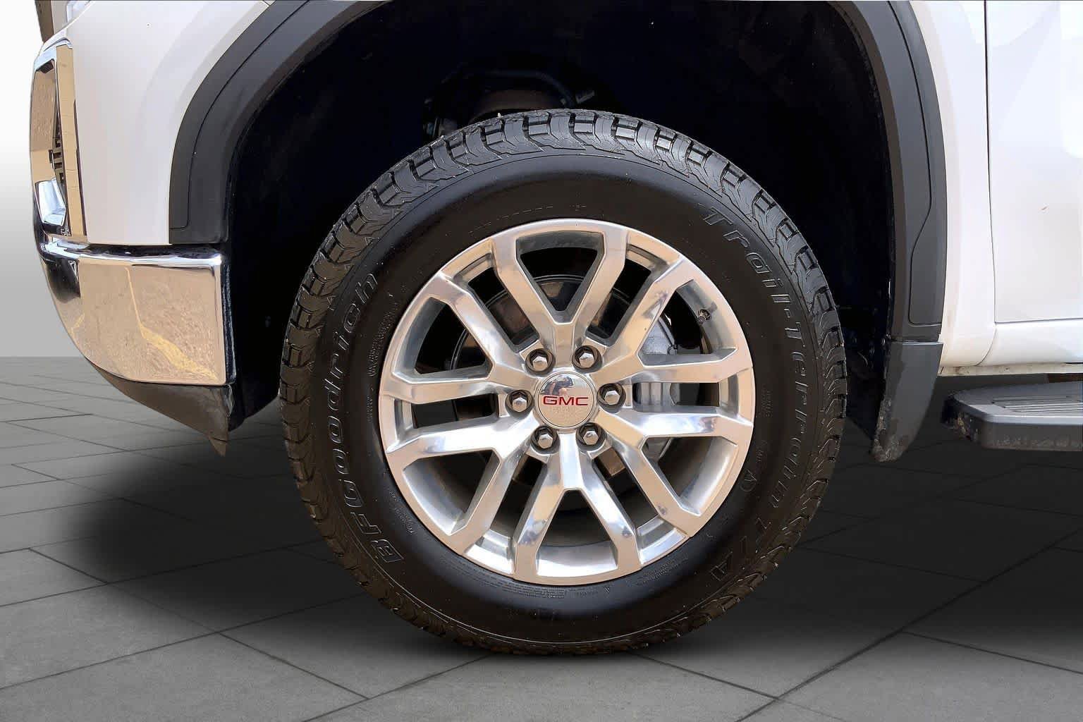 Used 2021 GMC Sierra 1500 SLT AWD/4WD image 11