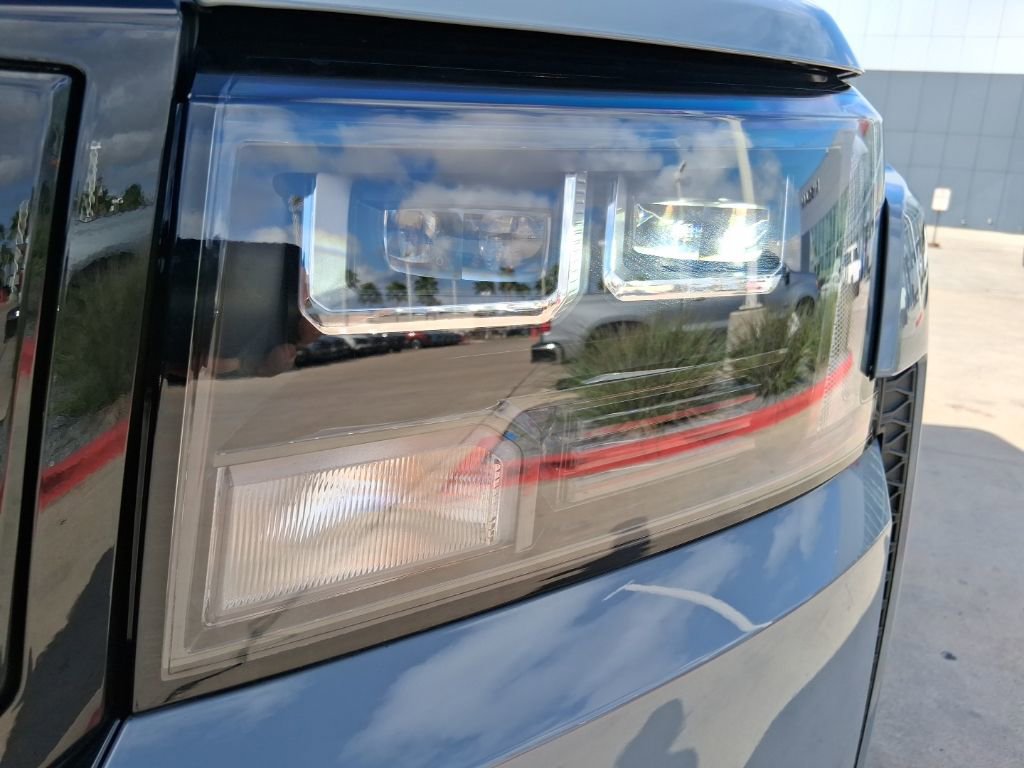 New 2026 Nissan Frontier SV w/ SV Convenience Package AWD/4WD image 31