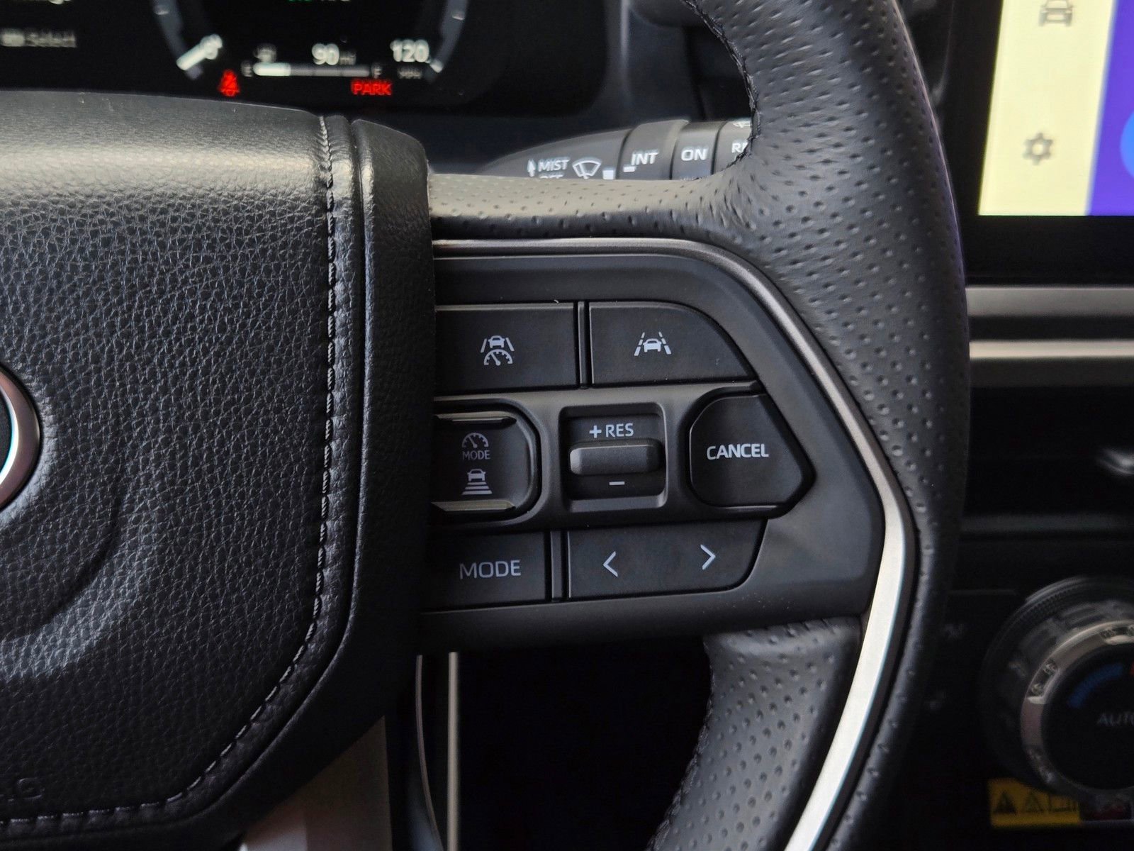 Certified 2026 Toyota 4Runner TRD Off-Road Premium AWD/4WD image 21