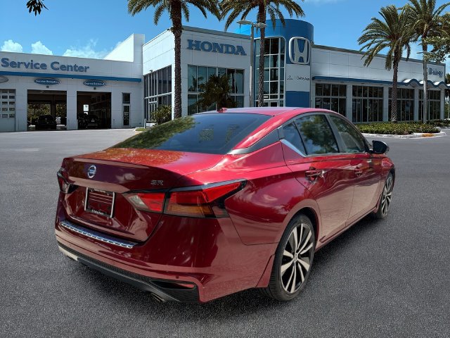 Used 2021 Nissan Altima 2.5 SR FWD image 8