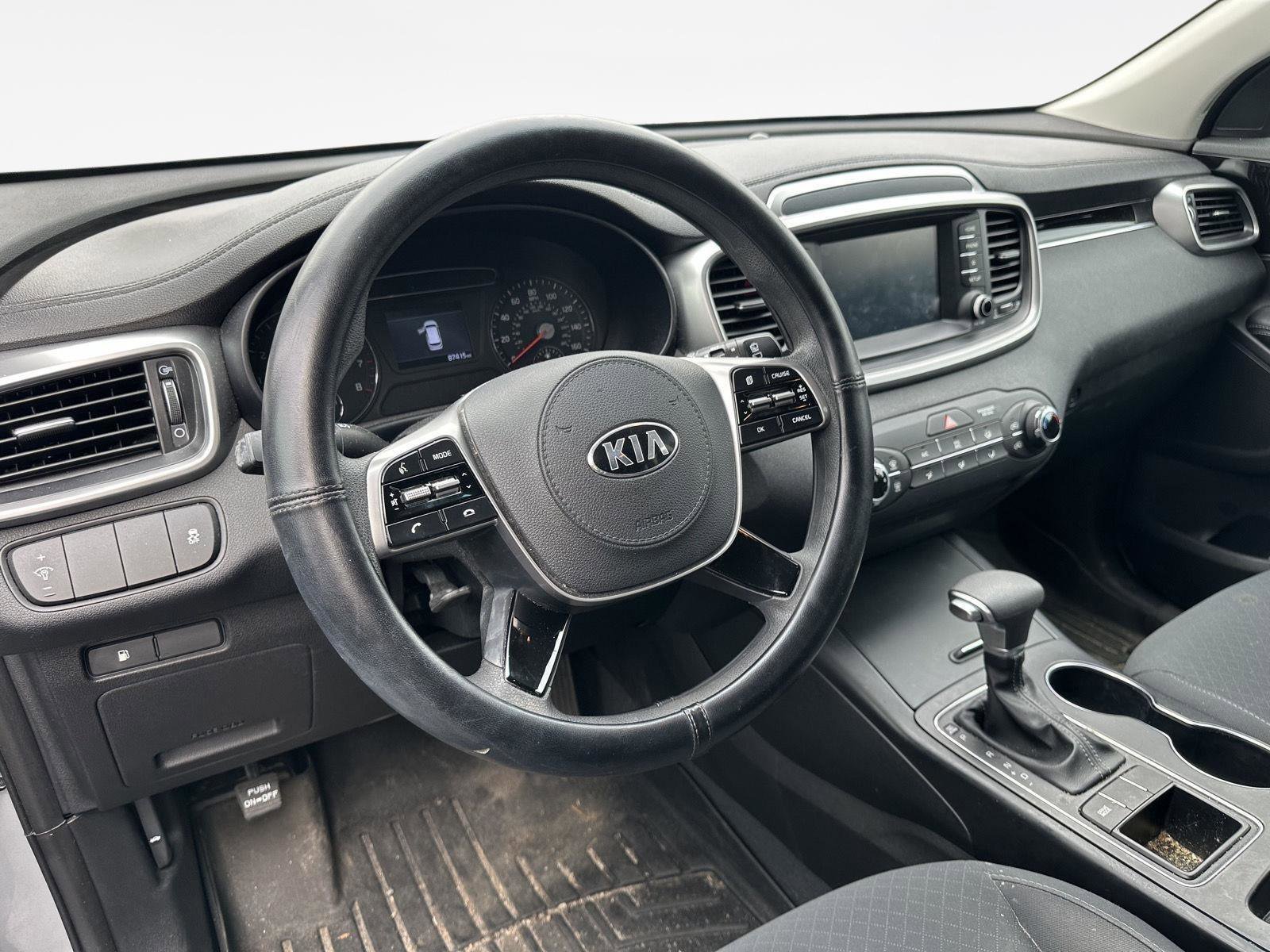 Used 2019 Kia Sorento L image 59