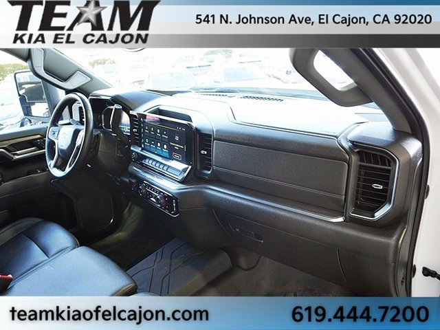 Used 2024 Chevrolet Silverado 2500 LTZ image 11