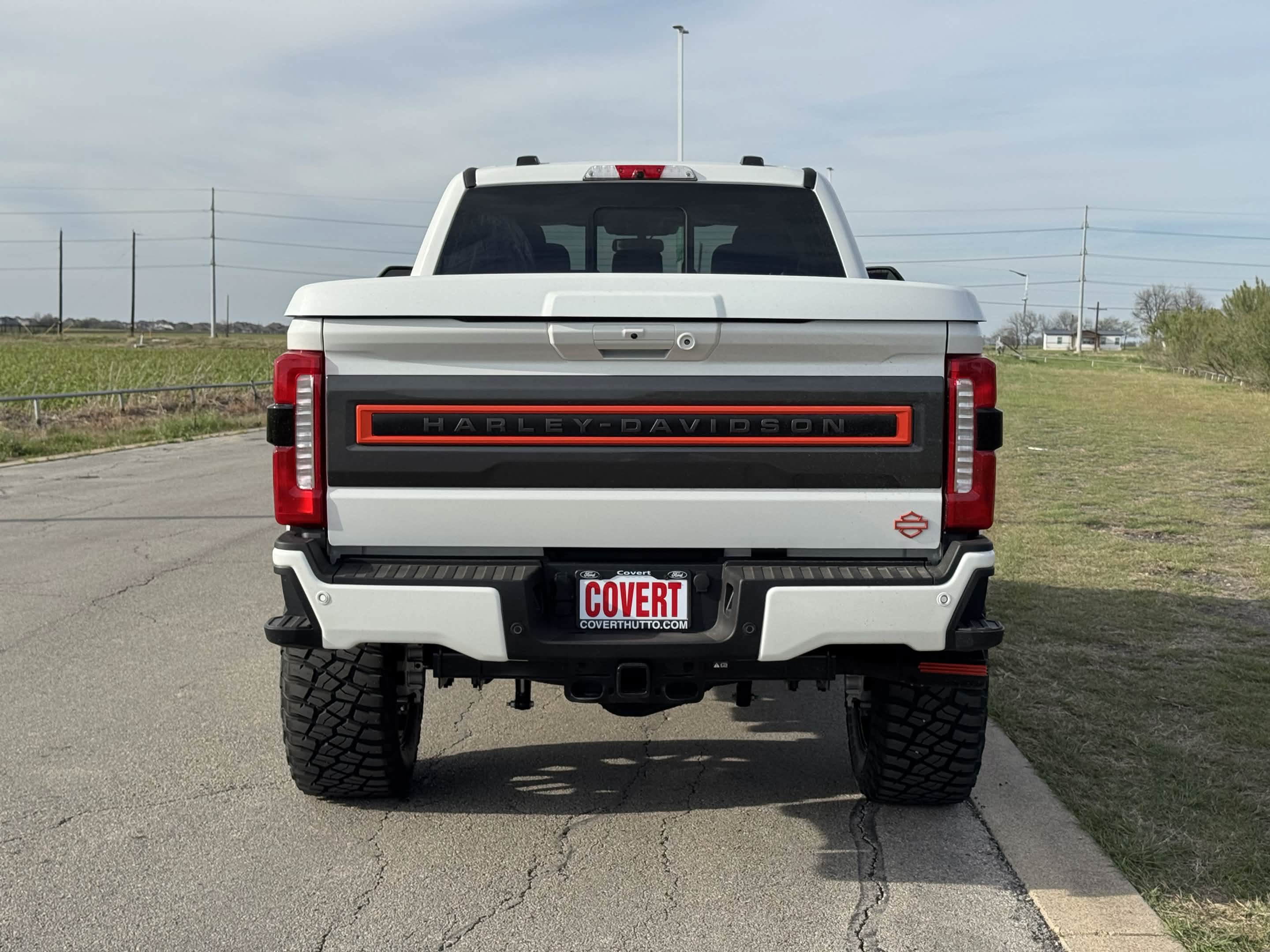 New 2026 Ford F250 Lariat w/ Black Appearance Package AWD/4WD image 5