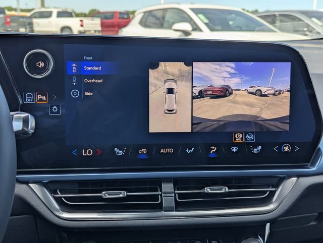 New 2026 Chevrolet Equinox EV LT FWD image 21