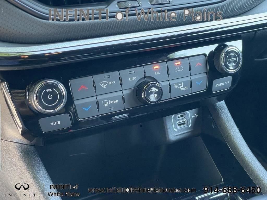 Used 2024 Jeep Compass Trailhawk image 23