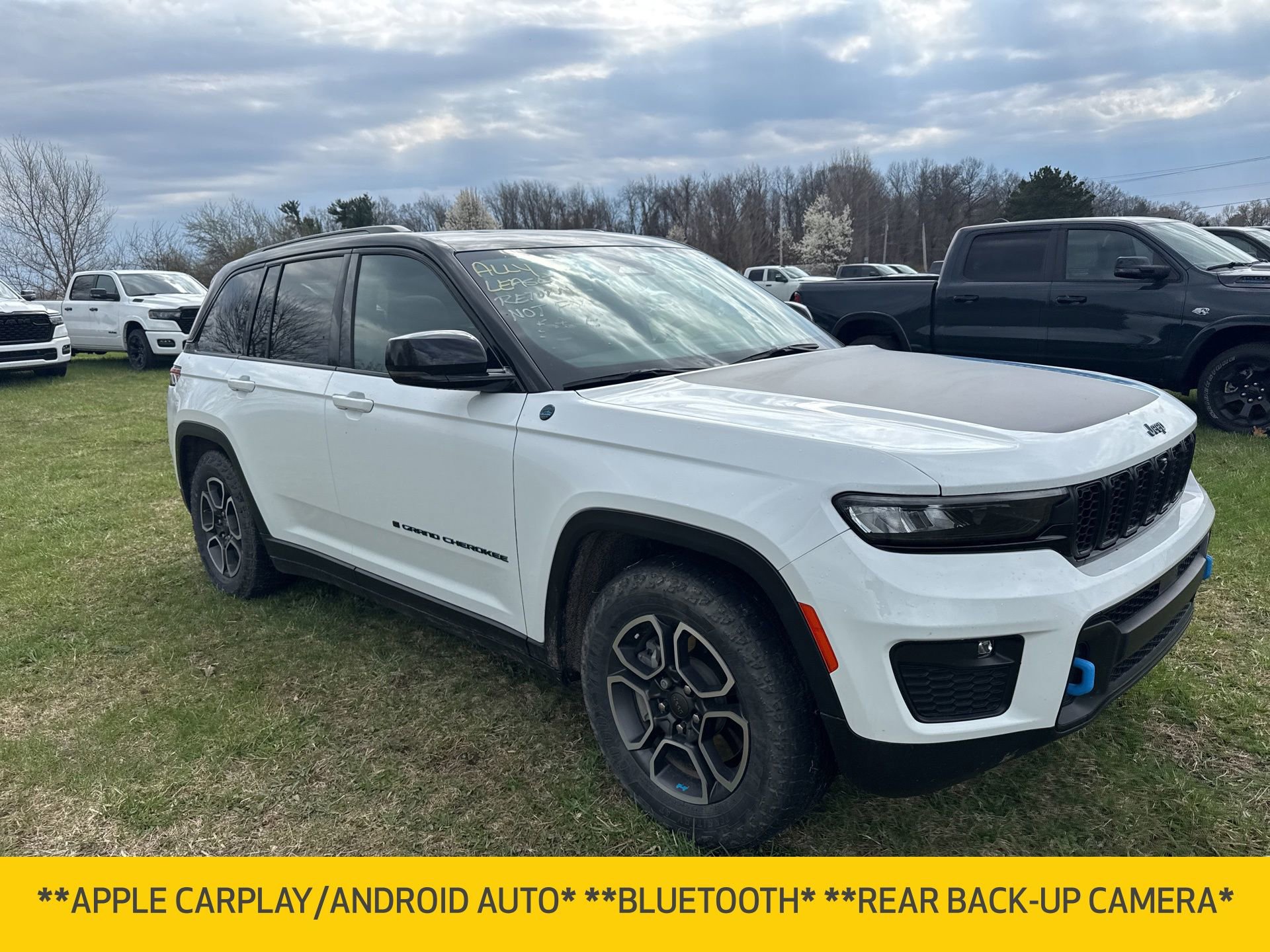 Used 2022 Jeep Grand Cherokee Trailhawk AWD/4WD image 5