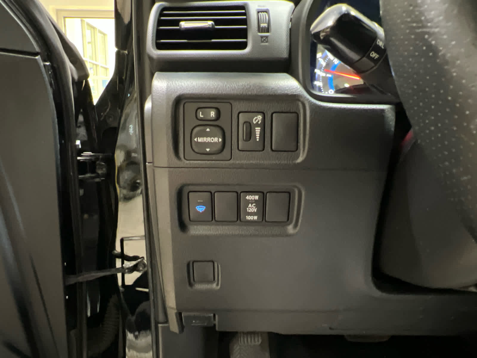 Used 2016 Toyota 4Runner SR5 Premium w/ Convenience Package image 23