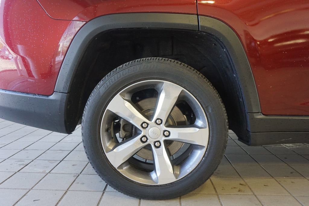 Used 2021 Jeep Grand Cherokee L Limited w/ Luxury Tech Group II AWD/4WD image 33