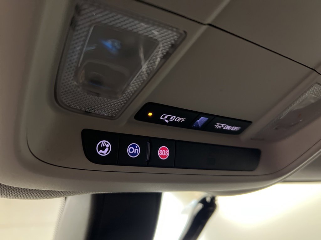 Used 2018 Chevrolet Equinox LT image 23