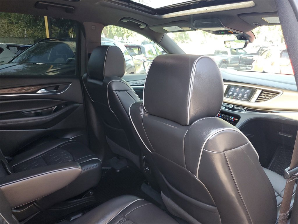 Certified 2023 Buick Enclave Avenir image 40