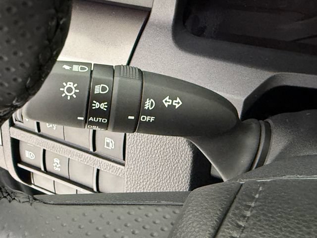 New 2026 Toyota 4Runner SR5 AWD/4WD image 14