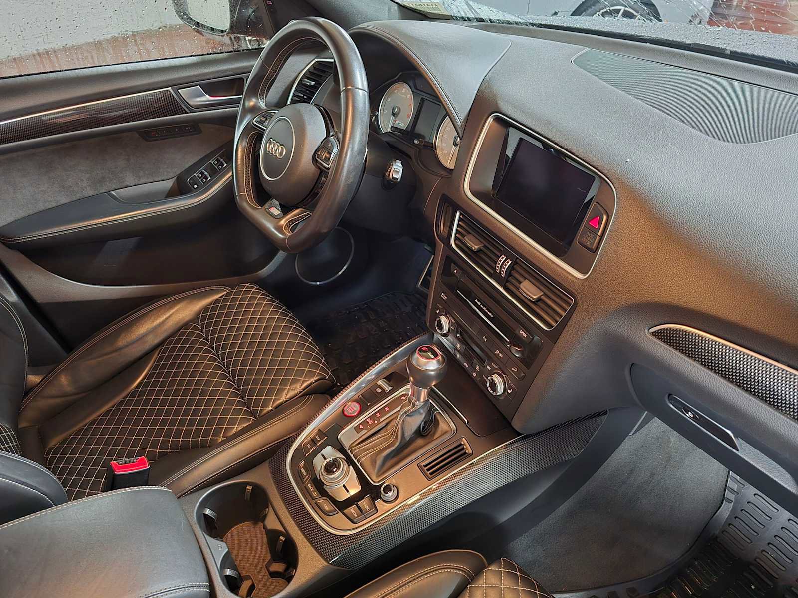 Used 2016 Audi SQ5 Premium Plus w/ Technology Package image 10