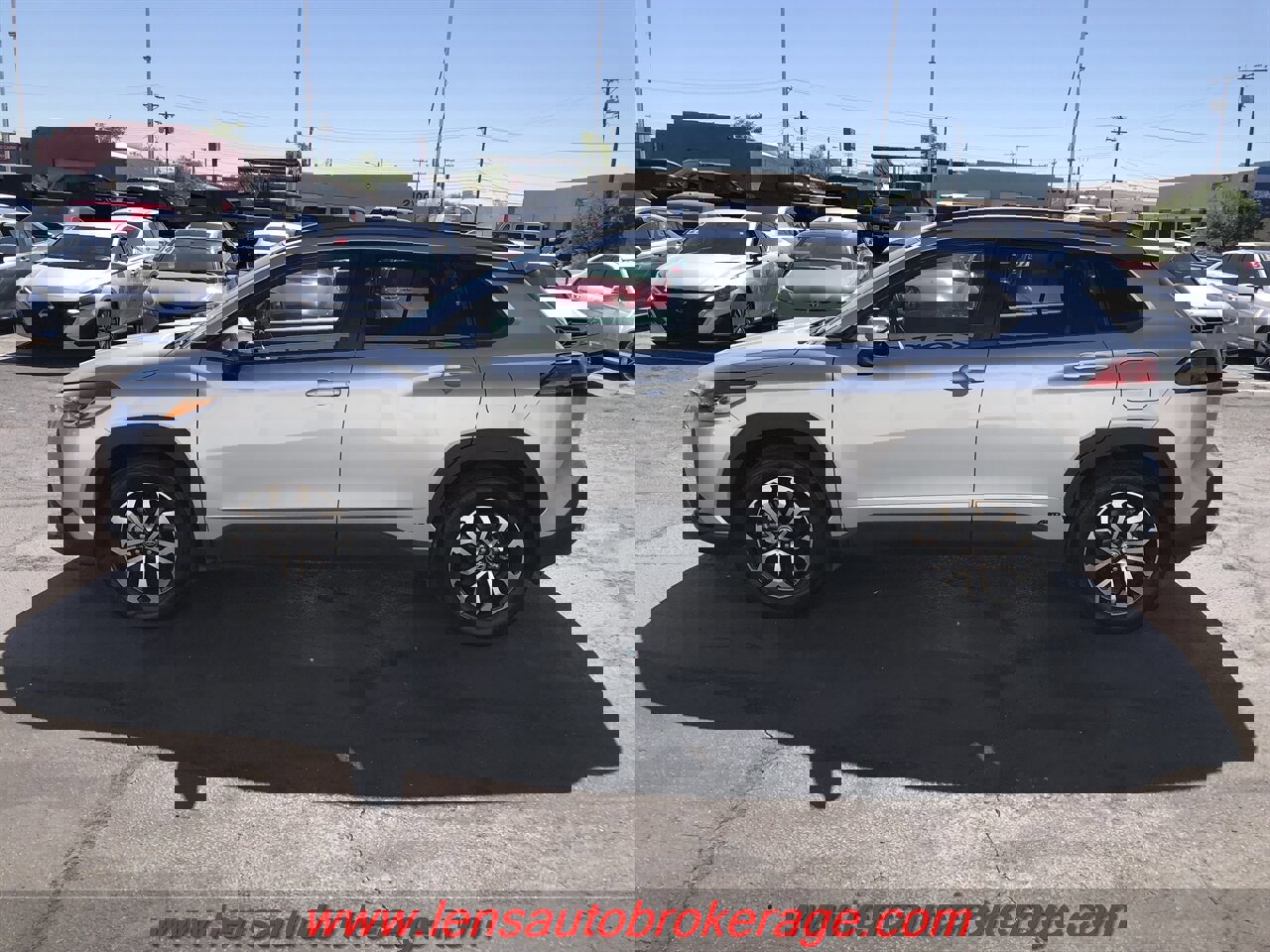 Used 2023 Toyota Corolla Cross AWD Hybrid image 5