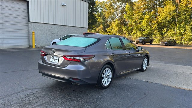 Used 2024 Toyota Camry LE image 29