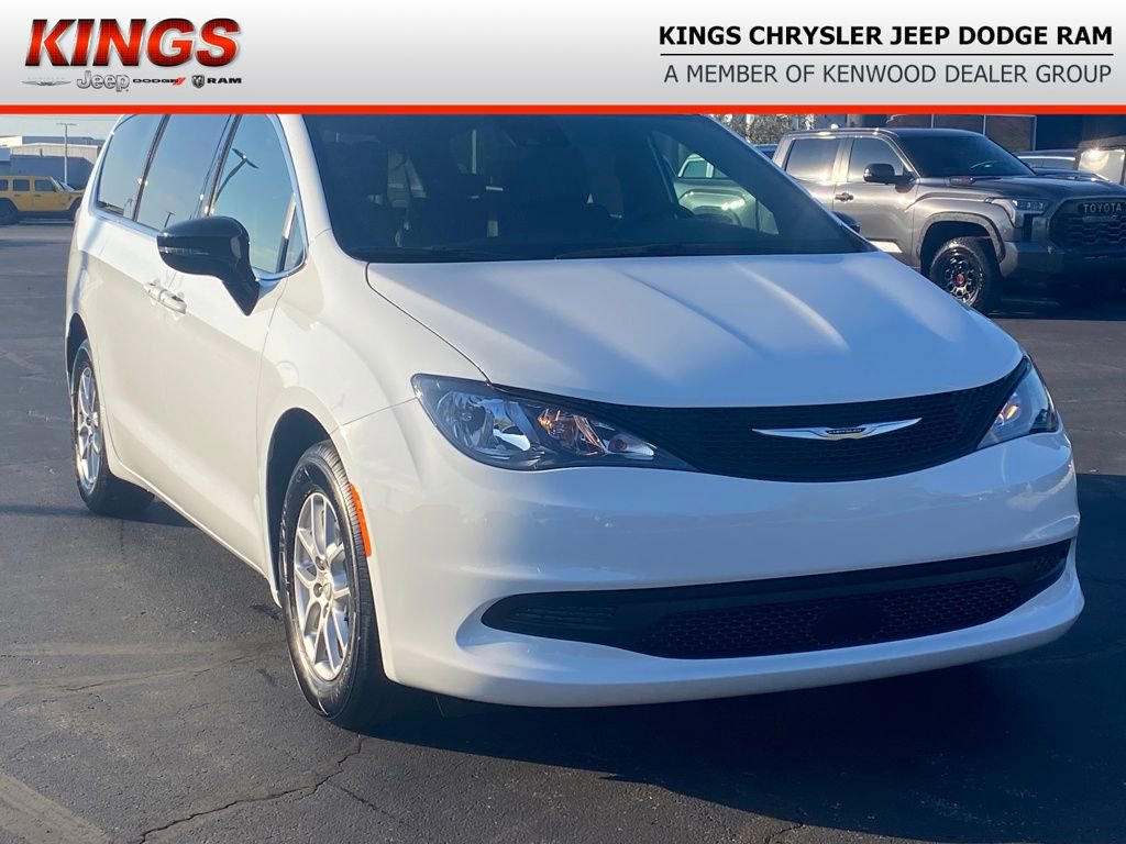 New 2026 Chrysler Voyager LX