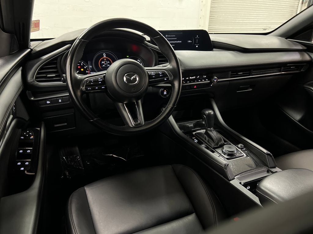 Used 2024 MAZDA MAZDA3 s FWD image 13