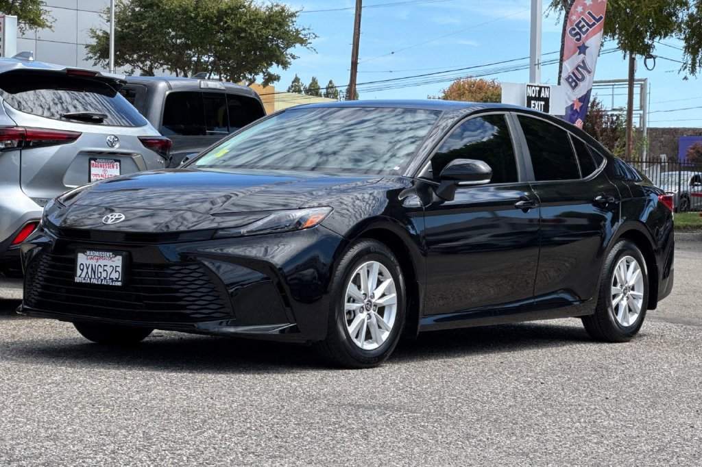 Certified 2026 Toyota Camry LE w/ Convenience Package FWD image 7