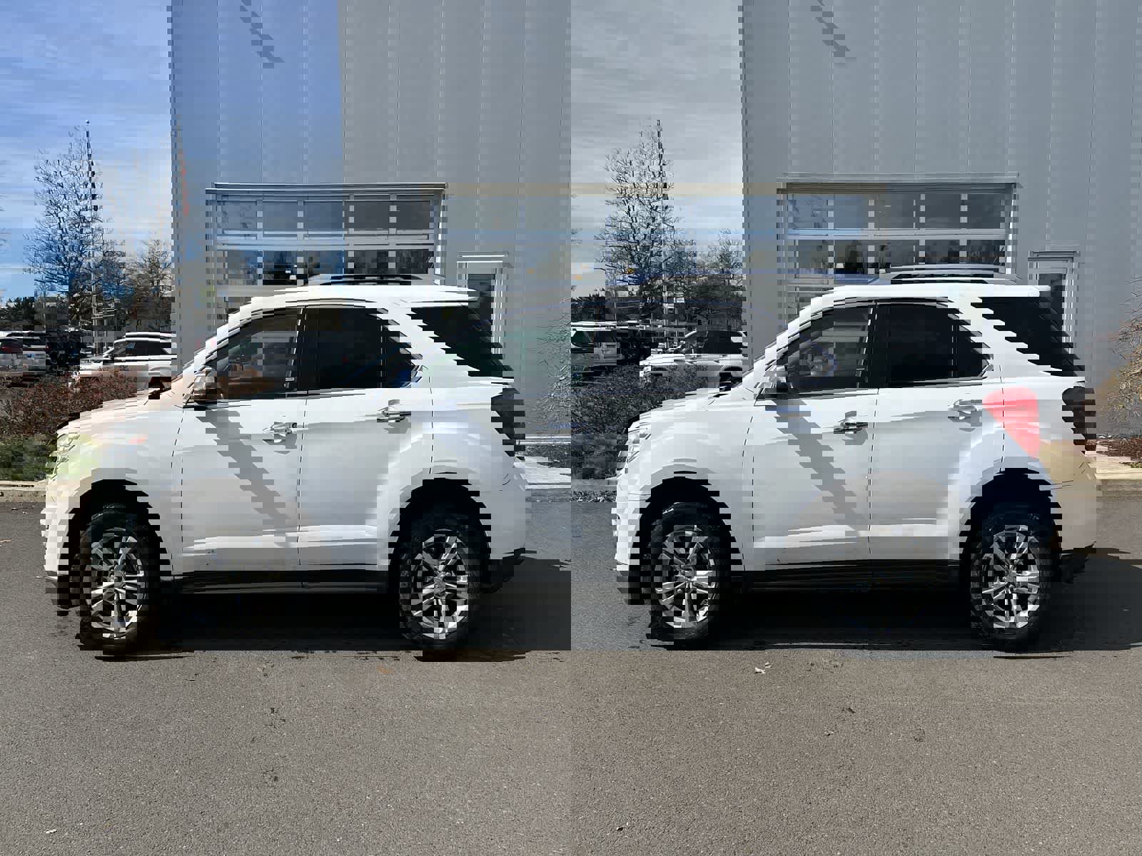 Used 2013 Chevrolet Equinox LTZ image 2