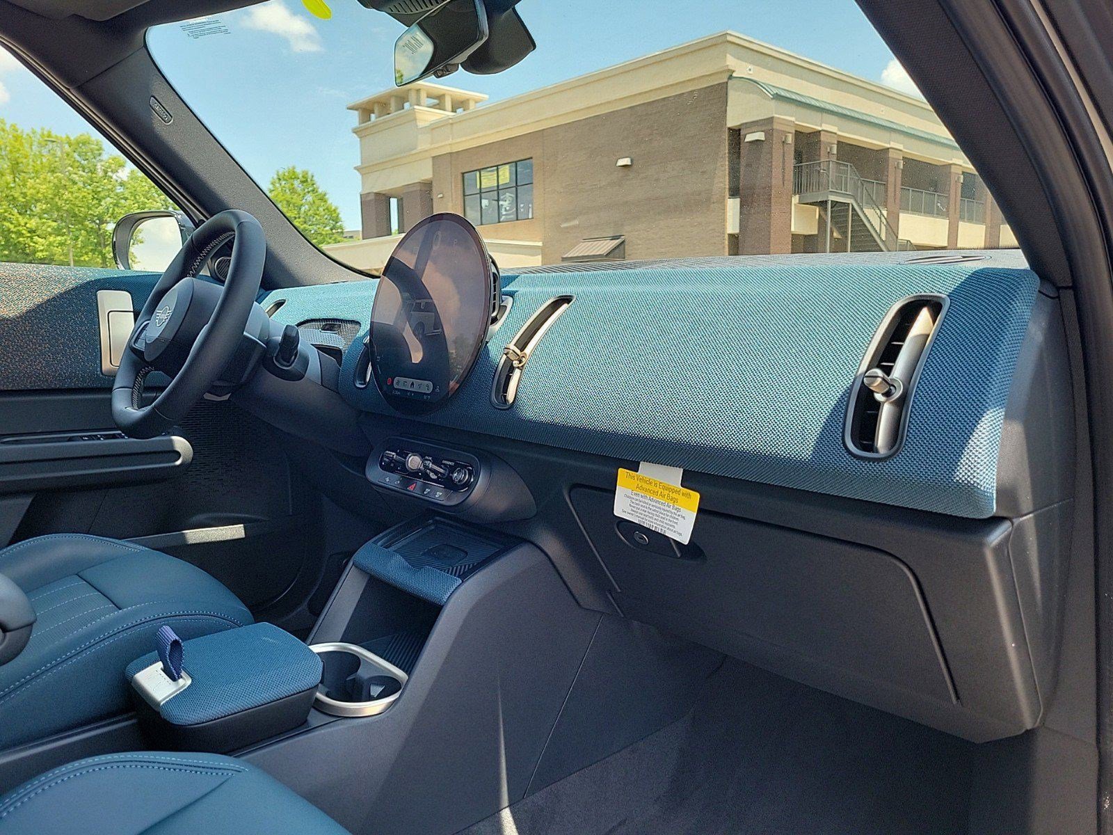 Used 2025 MINI Cooper Countryman S w/ Comfort Package Max image 33