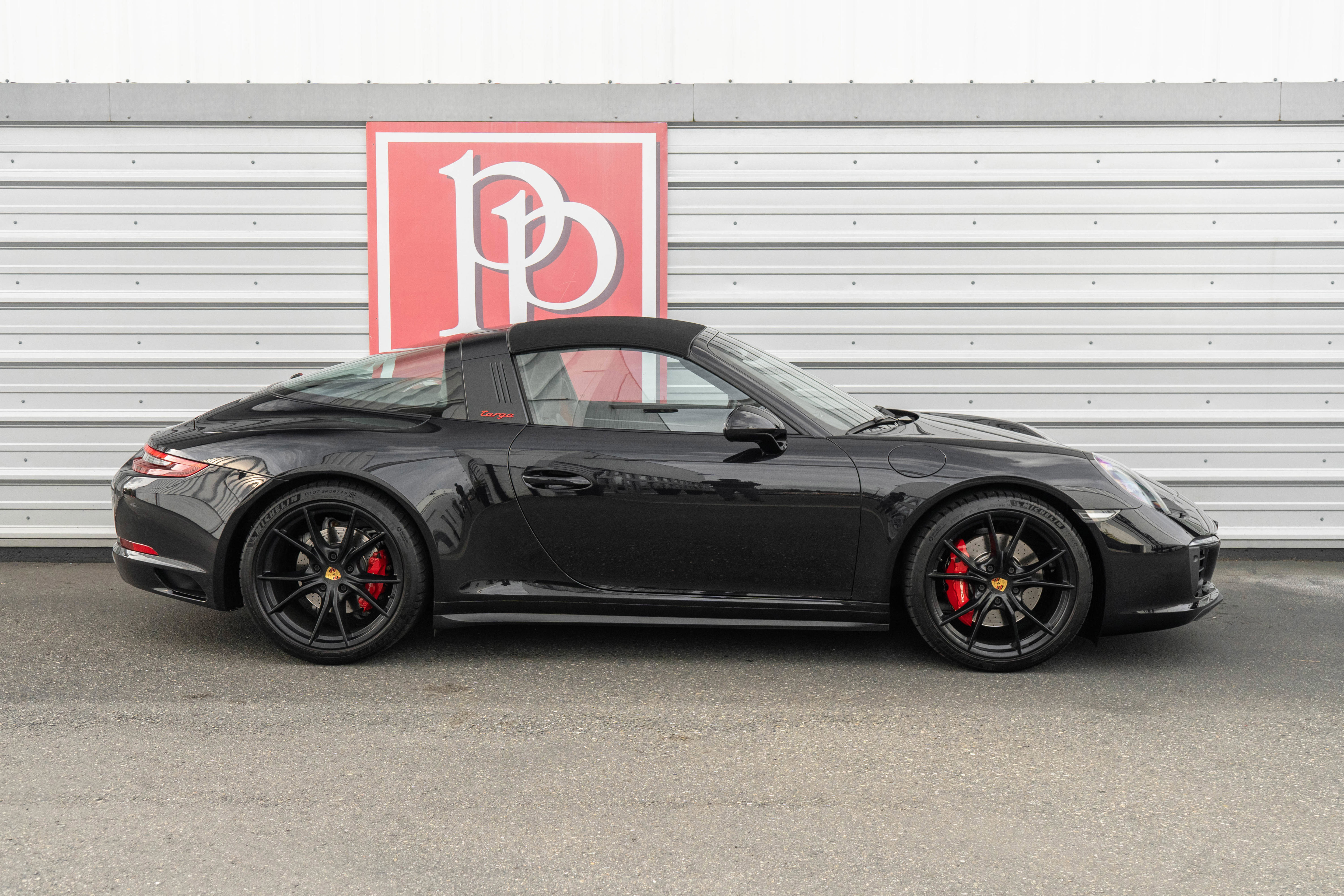 Used 2018 Porsche 911 Targa 4S AWD/4WD image 40