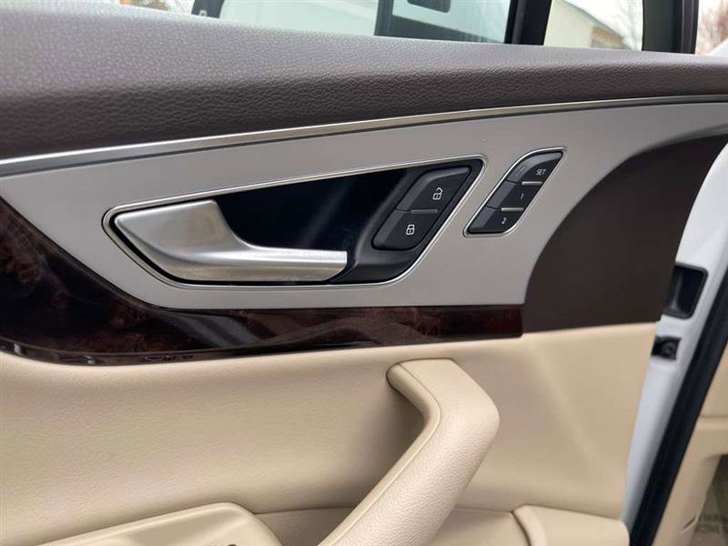 Used 2019 Audi Q7 2.0T Premium Plus w/ Premium Plus Package image 45