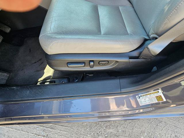 Used 2016 Honda Accord EX-L image 11