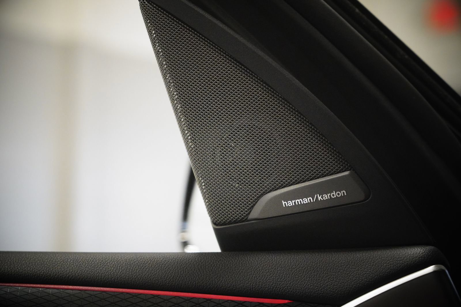 Used 2023 BMW X3 sDrive30i w/ M Sport Package image 30