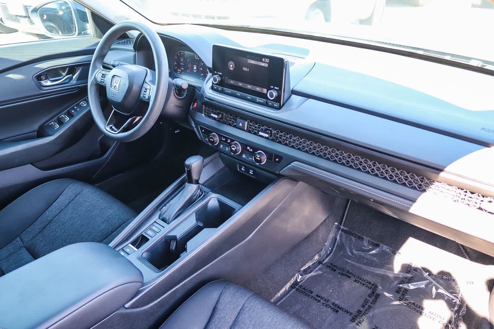 Used 2025 Honda Accord SE image 16
