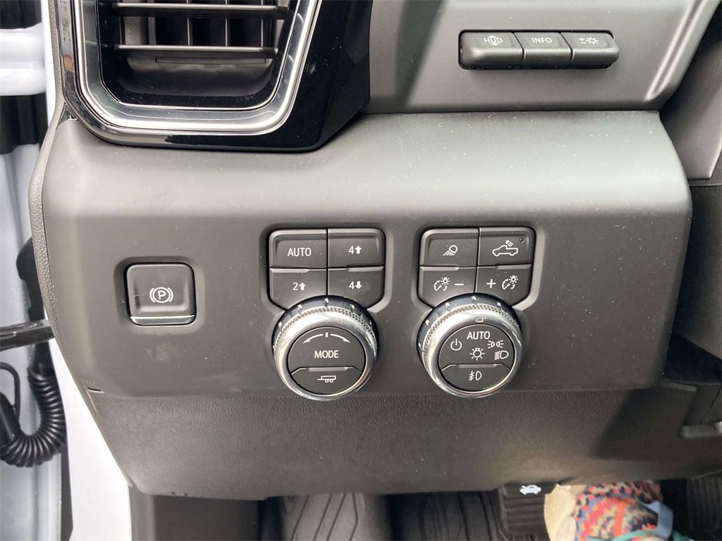 New 2026 GMC Sierra 3500 Denali Ultimate image 25