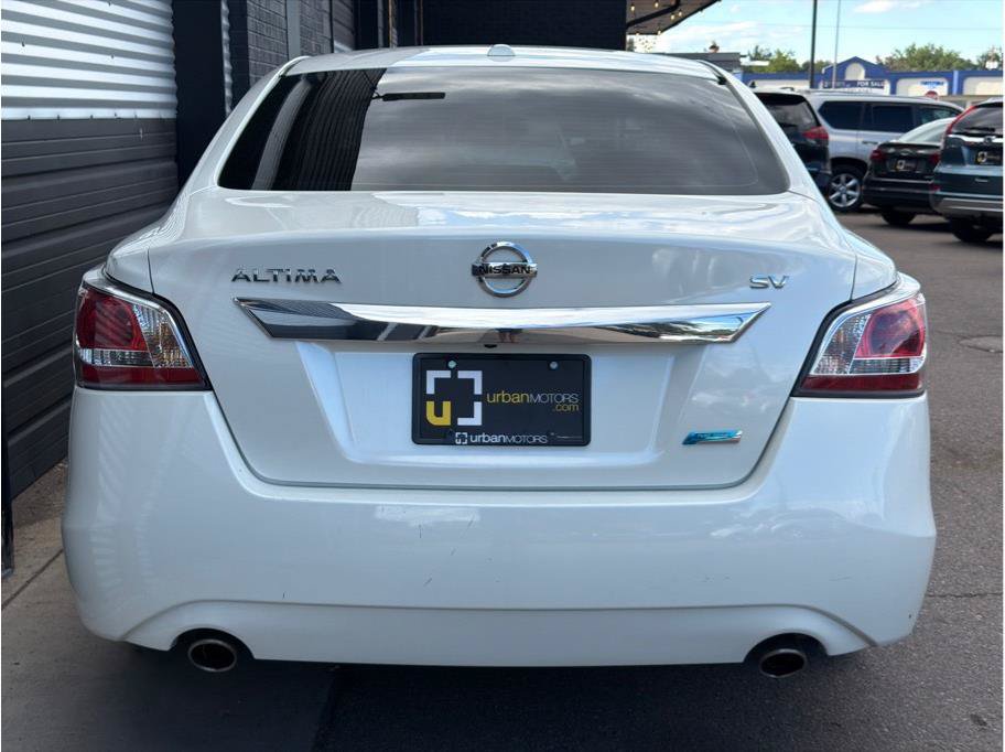 Used 2014 Nissan Altima 2.5 S w/ Display Audio Package FWD image 8